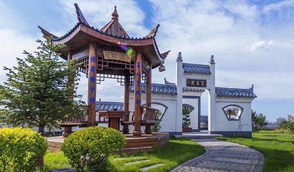 合法的撫順墓園