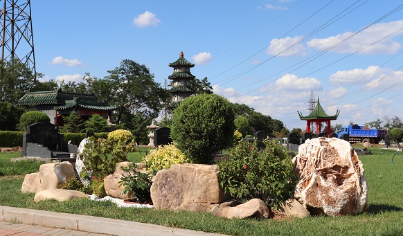 撫順墓園實(shí)景 撫順墓園實(shí)景