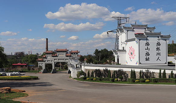 撫順墓地實(shí)景