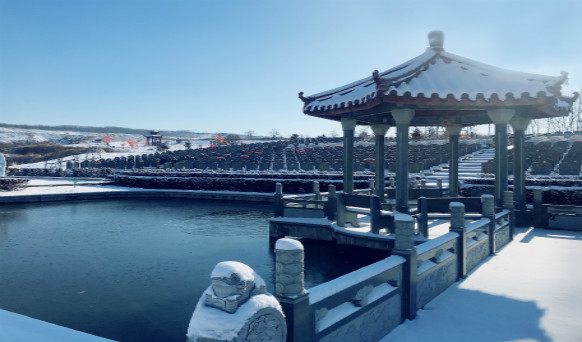 撫順墓園實(shí)景