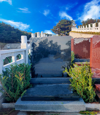 沈陽周邊公墓中墓地價格性價比高的藝術(shù)碑